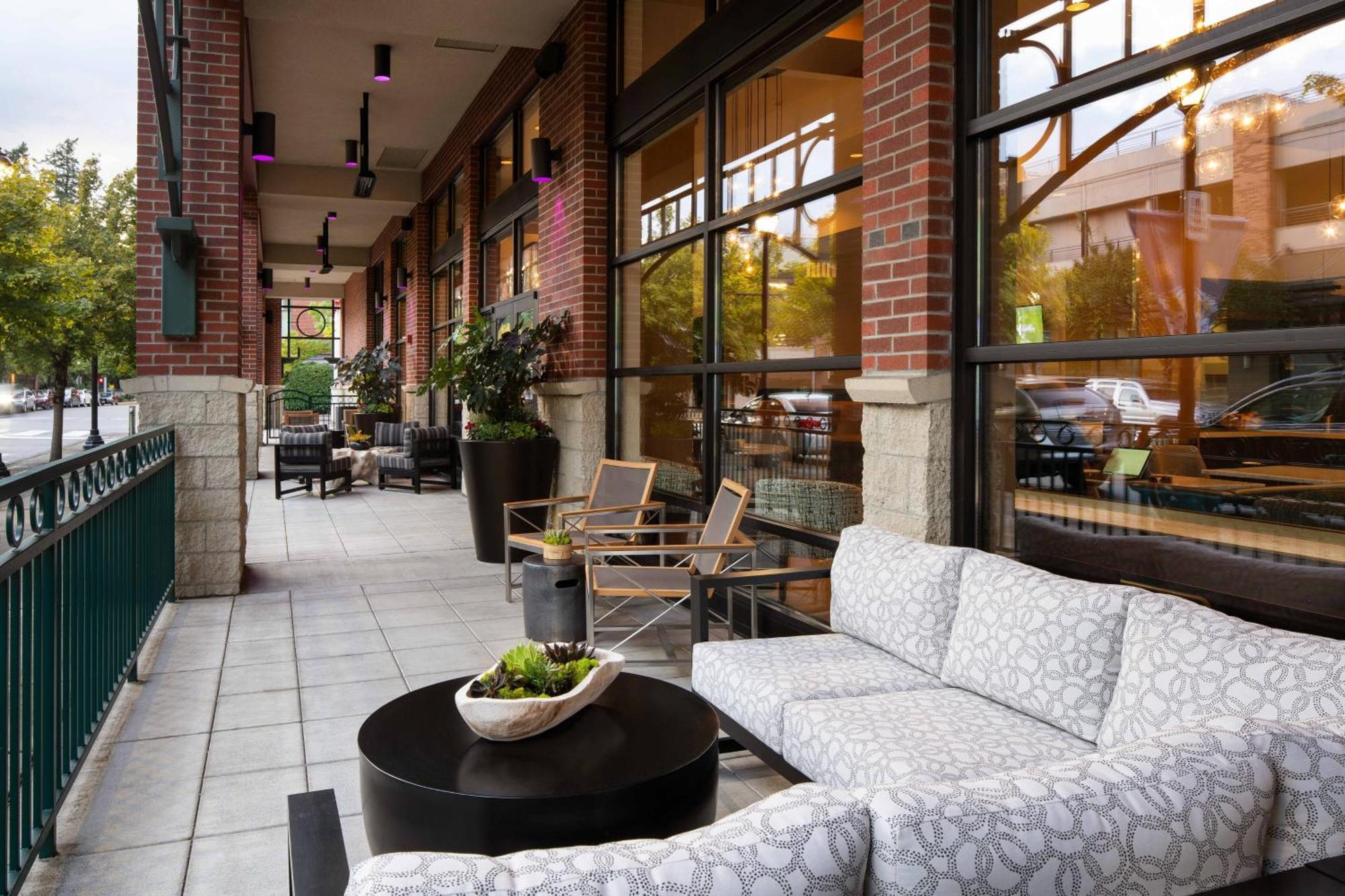 Отель Seattle Marriott Редмонд Экстерьер фото