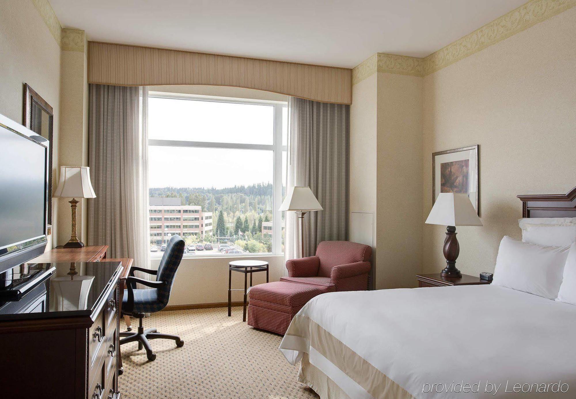 Отель Seattle Marriott Редмонд Экстерьер фото
