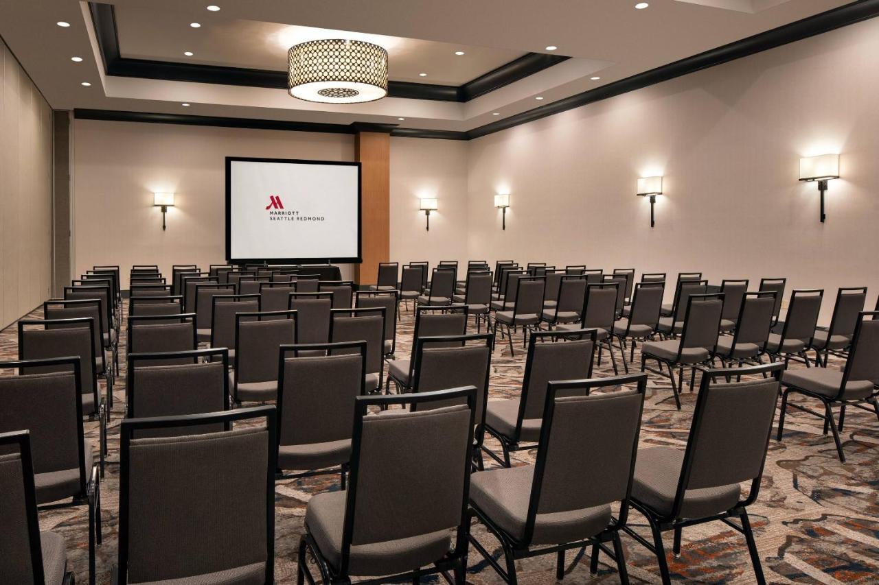 Отель Seattle Marriott Редмонд Экстерьер фото